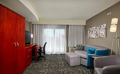 Courtyard by Marriott Bristol