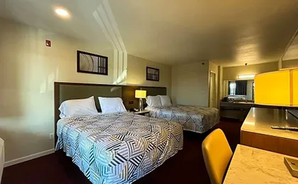Studio 6 Suites Santa Ana, CA
