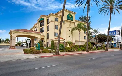 La Quinta Inn & Suites by Wyndham NE Long Beach/Cypress