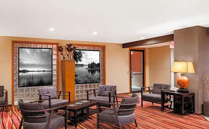Super 8 by Wyndham Brookings
