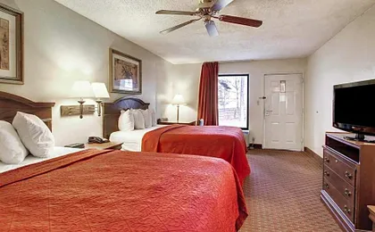 Quality Inn & Suites Clinton - Jackson West
