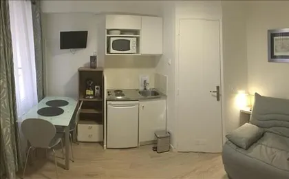 Guest room