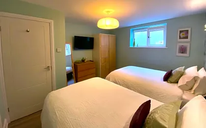 The Garden Apartment, Near Airport & City