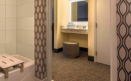 DoubleTree by Hilton Hotel Chicago - Schaumburg