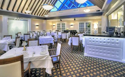 L'Escale Hôtel Suites
