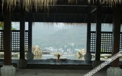 Jiutian Hotsprings Hotel