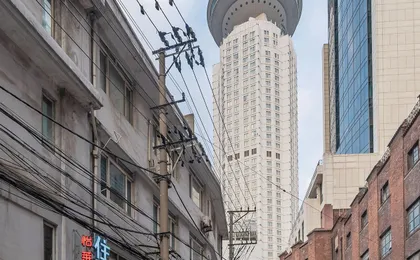 Elan Hotel Shanghai People's Square Metro Station