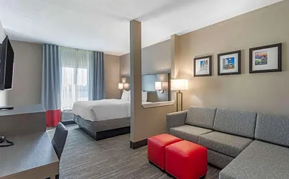 Comfort Inn & Suites Olive Branch Old Towne