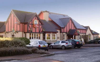 Premier Inn Livingston (M8, Jct3)