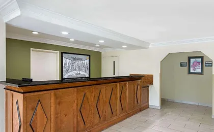 Super 8 by Wyndham Vicksburg