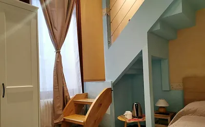 Venice Dose Suite