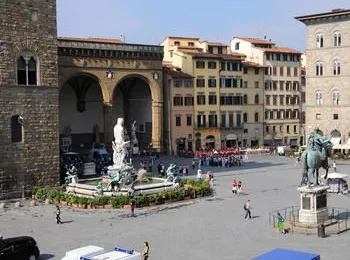 Soprarno Attico