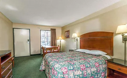 Days Inn by Wyndham Camp Springs Andrews AFB