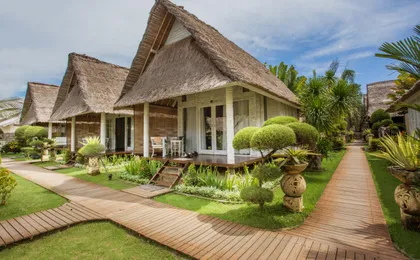 Bay Shore Huts Lembongan