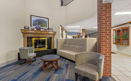 Quality Inn & Suites Altoona