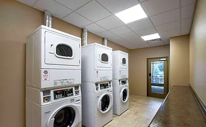 MainStay Suites Madison - Monona
