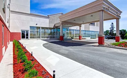Best Western Plus Bowmanville