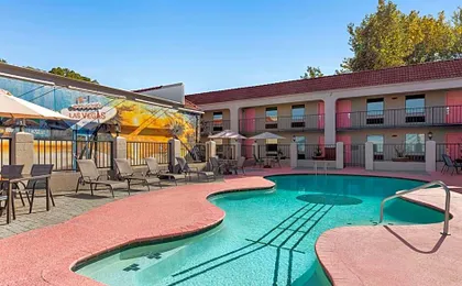Days Inn by Wyndham Memphis at Graceland