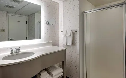 Crowne Plaza Indianapolis-Airport By IHG