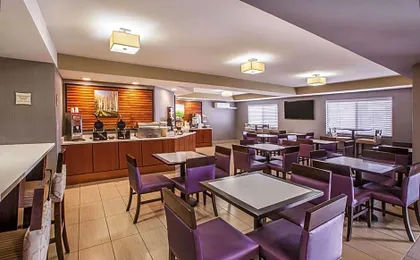 La Quinta Inn & Suites by Wyndham Erie