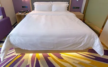 Lavande Hotel Bazhong Fortune Center