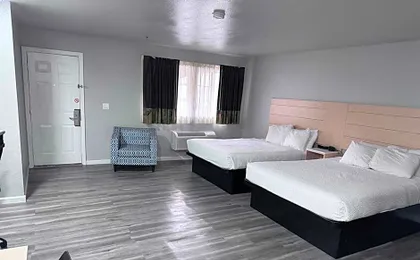 Travelodge by Wyndham Redding CA