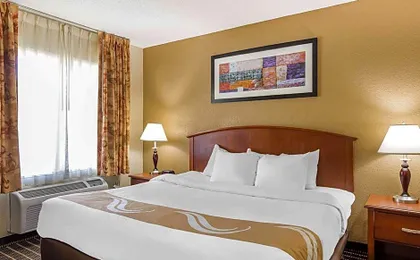 Quality Inn & Suites Sevierville - Pigeon Forge