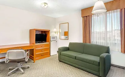 Super 8 by Wyndham Price
