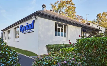Hotel restaurant kyriad ecouen exterieur