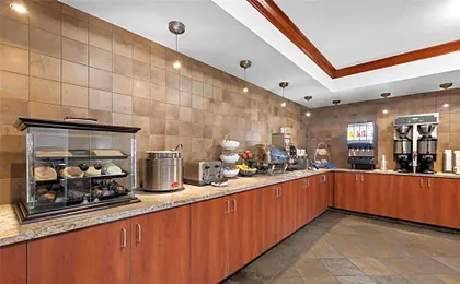 Best Western Vista Inn At The Airport