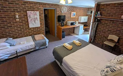 Barham Colonial Motel