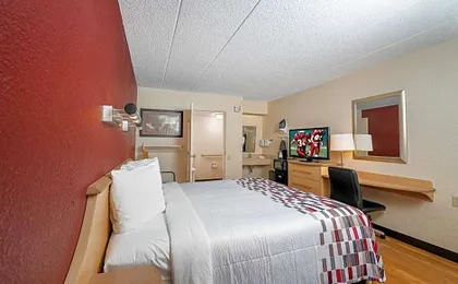 Red Roof Inn Detroit - Roseville/ St Clair Shores
