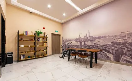Hanting Hotel Shanghai Xujiahui Stadium Metro Station