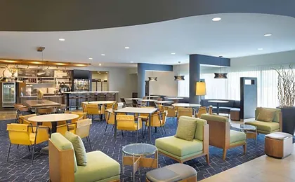 Courtyard by Marriott Edison Woodbridge