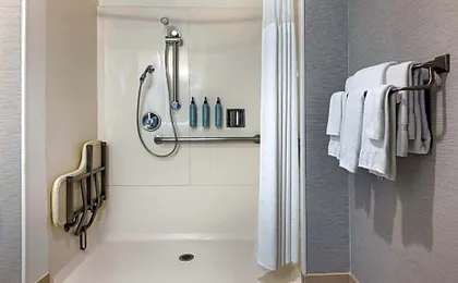 Courtyard by Marriott Los Angeles Baldwin Park