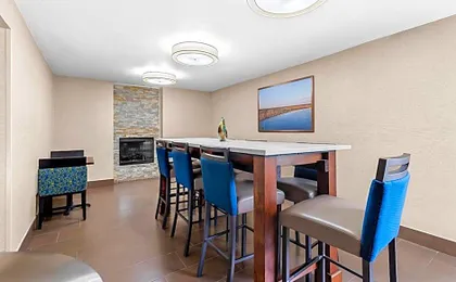 Comfort Inn University