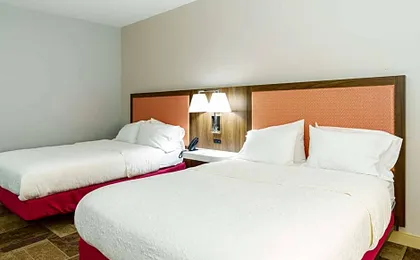 Hampton Inn Garden City