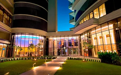 Majestic Arjaan By Rotana