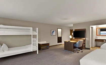Hampton Inn & Suites Petoskey
