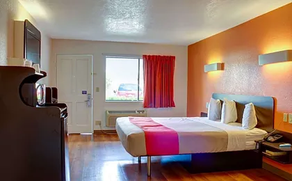 Motel 6-Bishop, CA