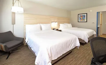 Holiday Inn Express & Suites Portage By IHG
