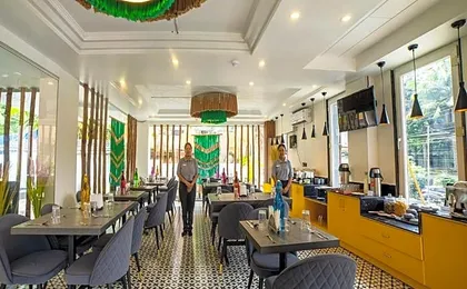 HUE GUH The Porto Candolim