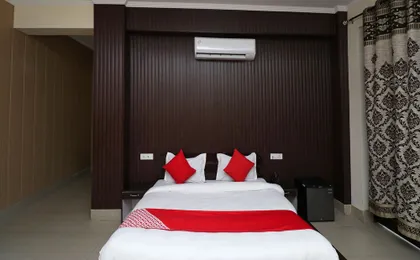 OYO 29383 Hotel Heaven Heights