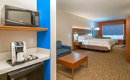 Holiday Inn Express Hotel & Suites Biloxi- Ocean Springs By IHG