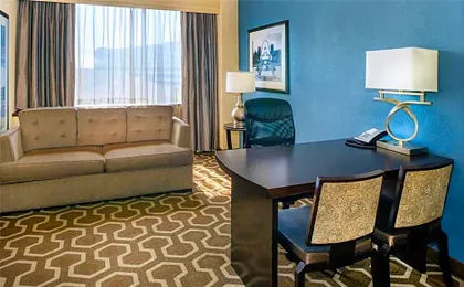 Embassy Suites By Hilton Hotel St. Louis-Airport