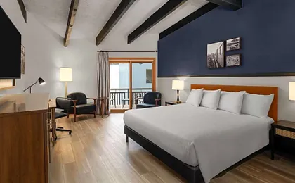 Hotel Vervana, Trademark Collection by Wyndham