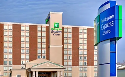 Holiday Inn Express Hotel & Suites Chatham South By IHG