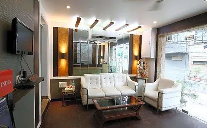 Family Hotel Oppera near IGI Airport
