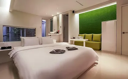 Nine Star Hotel