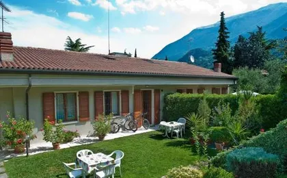 Casa Facchinetti Orange Apartment